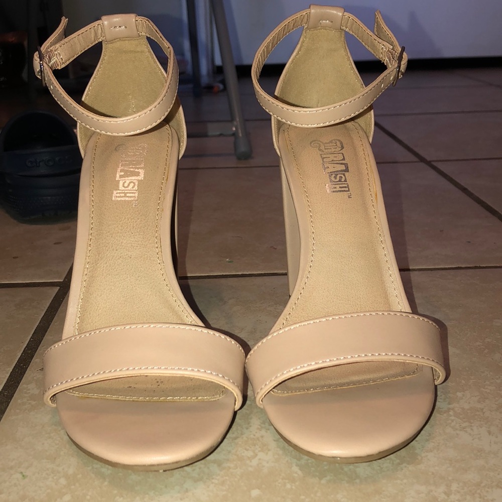 Nude block heels - Picture 4 of 4